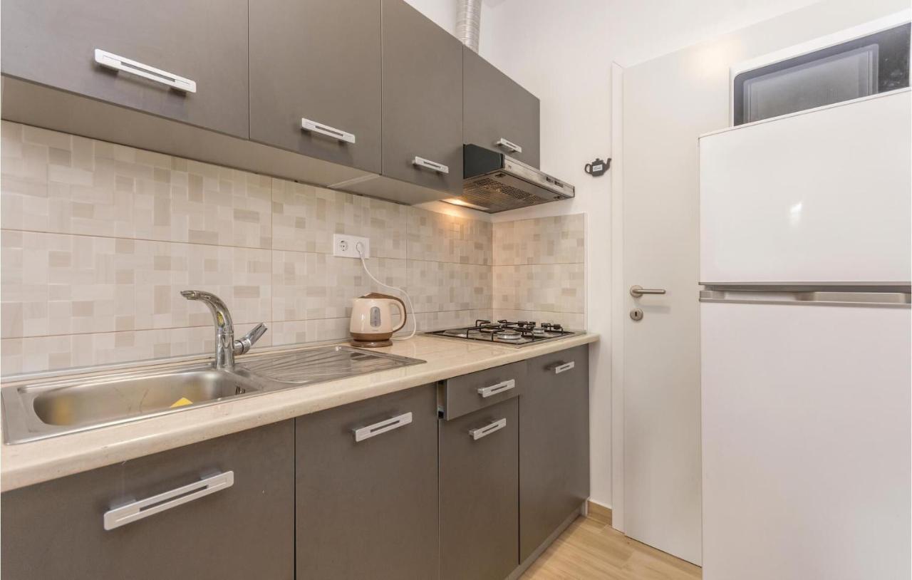 Apartments In Turanj, 20M From The Beach Sukosan Luaran gambar