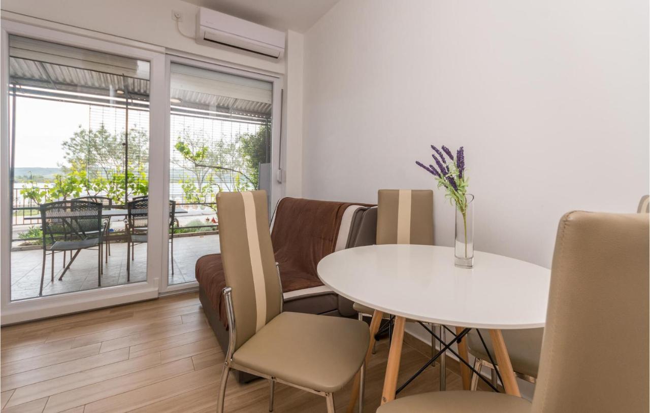 Apartments In Turanj, 20M From The Beach Sukosan Luaran gambar