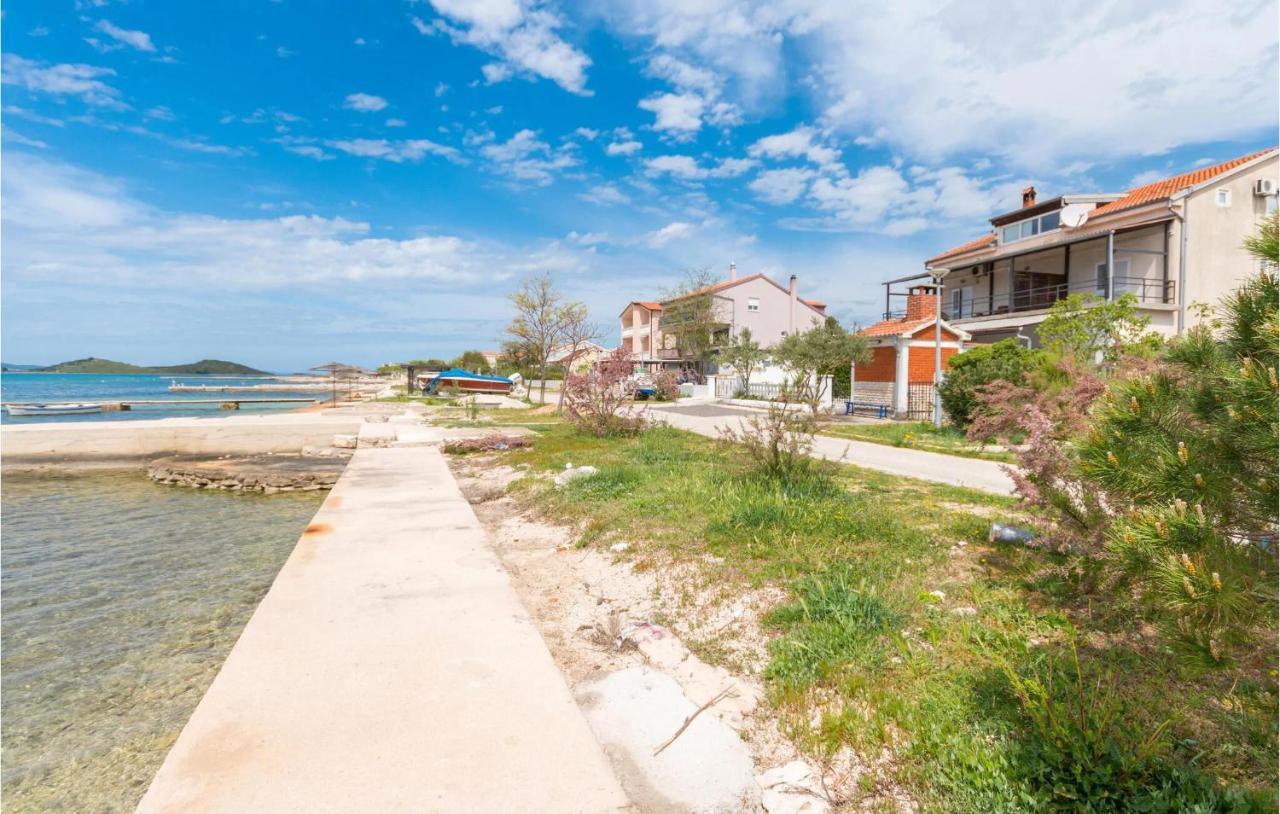 Apartments In Turanj, 20M From The Beach Sukosan Luaran gambar